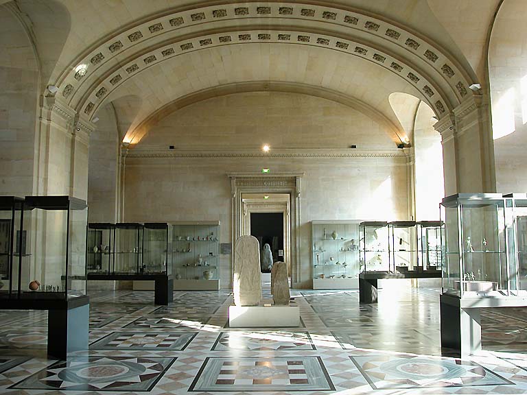 Louvre Levant salle B