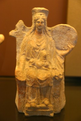  Cybèle / Rhéa était adorée comme la Grande Mère des dieux